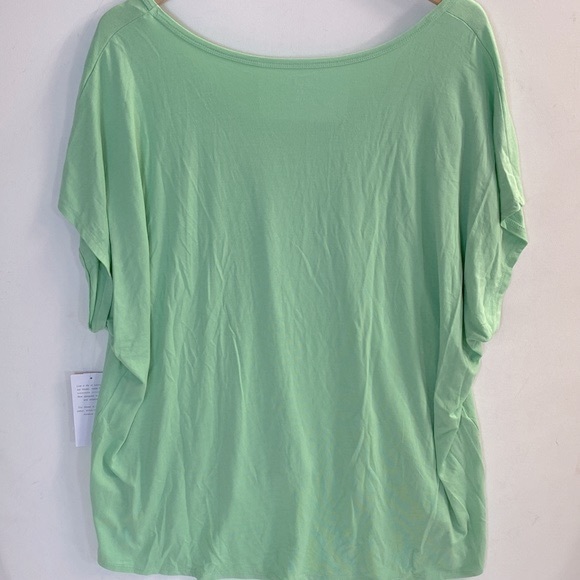 JOAN VASS V-neck Short Sleeve T-shirt In Spring Leaf, Size 2X, NWT - Picture 10 of 12
